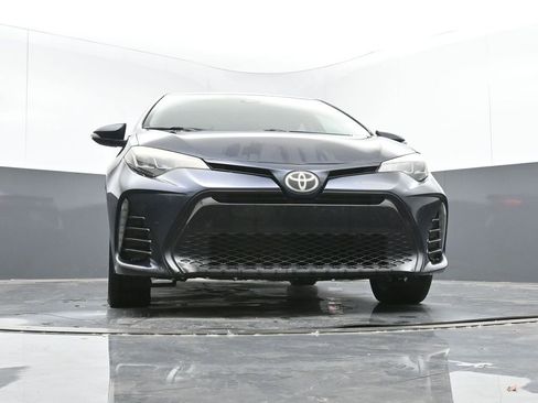 Used 2017 Toyota Corolla XSE image 41