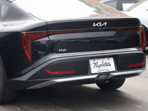 New 2025 Kia K4 EX image 8