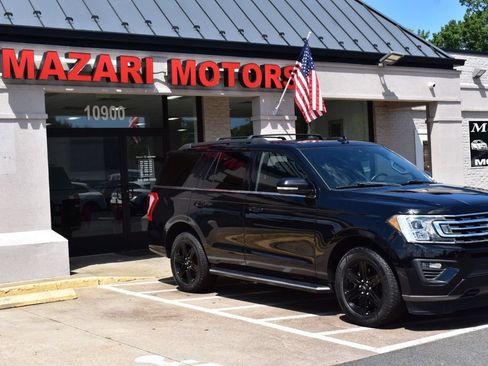 Used 2020 Ford Expedition XLT w/ Equipment Group 202A AWD/4WD image 5