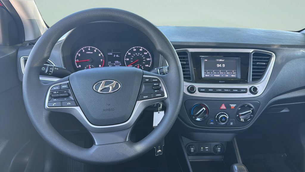 Used 2019 Hyundai Accent SE FWD image 12