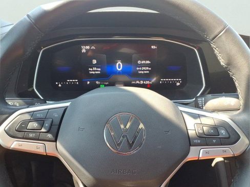 Certified 2024 Volkswagen Jetta SE FWD image 22
