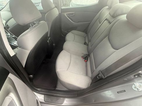 Used 2012 Hyundai Elantra GLS w/ Preferred Pkg 3 FWD image 12