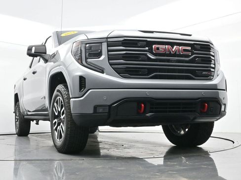 Used 2024 GMC Sierra 1500 AT4 w/ Technology Package AWD/4WD image 48