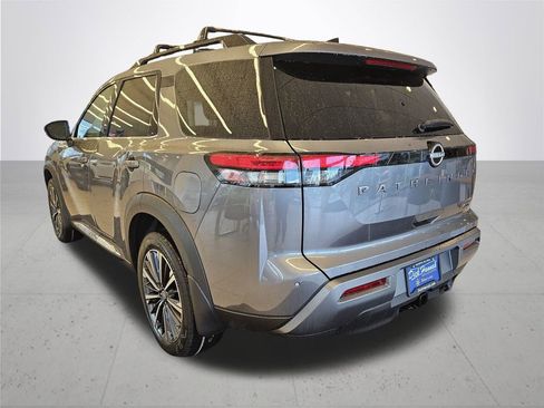 New 2026 Nissan Pathfinder Platinum w/ Cargo Package image 10