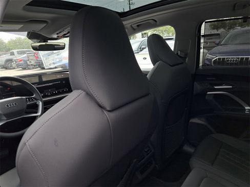 New 2025 Audi Q5 Premium Plus image 25