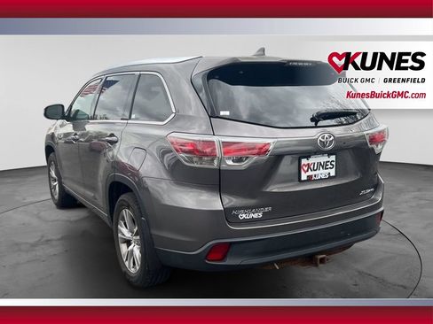 Used 2014 Toyota Highlander XLE AWD/4WD image 9