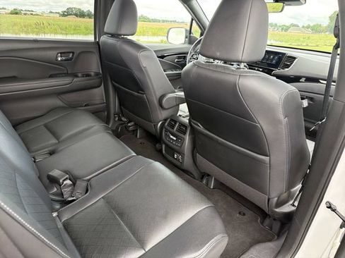 Used 2021 Honda Passport Touring image 17