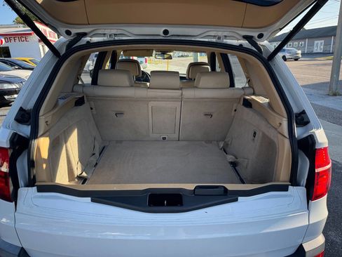 Used 2010 BMW X5 xDrive30i image 10