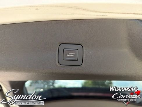 Used 2025 Chevrolet TrailBlazer LT w/ Convenience Package AWD/4WD image 18