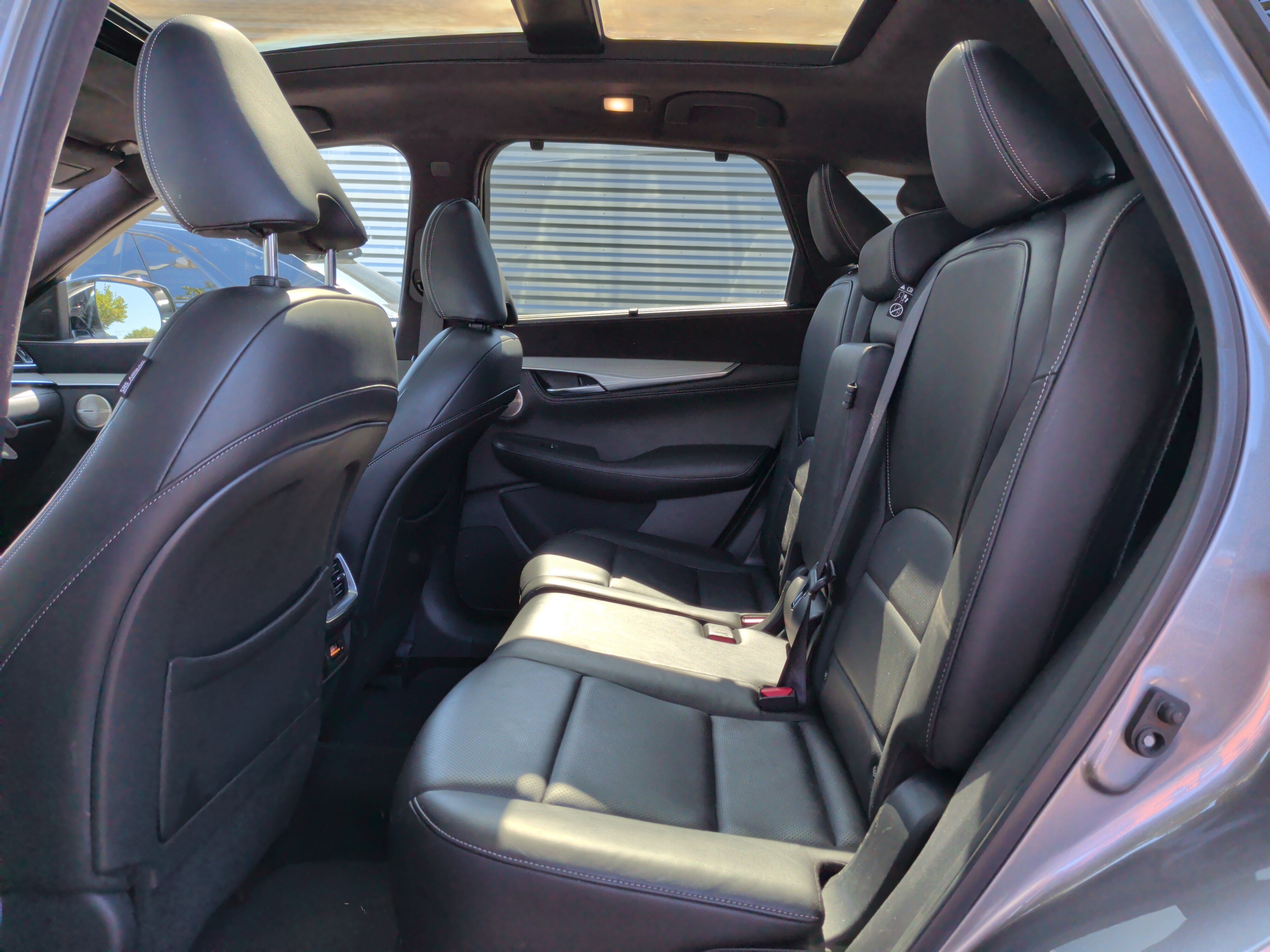 Used 2019 INFINITI QX50 Essential w/ Sensory Package FWD image 31