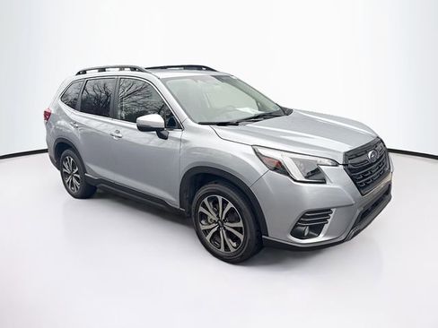 Used 2023 Subaru Forester Limited image 20