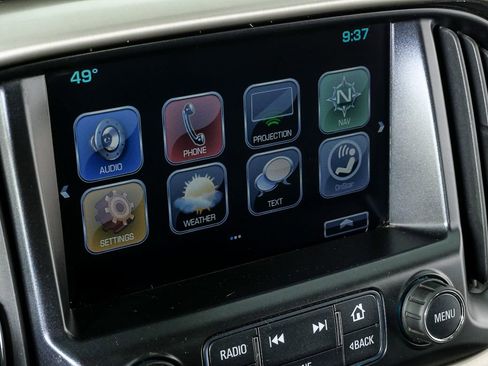 Used 2018 GMC Canyon Denali image 13