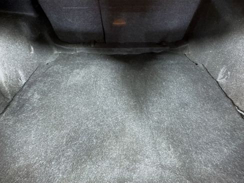 Used 2021 Chevrolet Malibu LT image 34