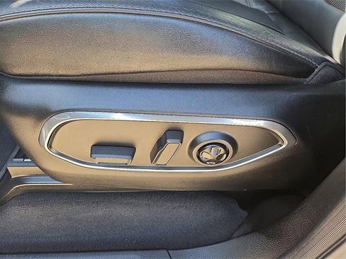 Used 2023 Jeep Wagoneer Series II image 15