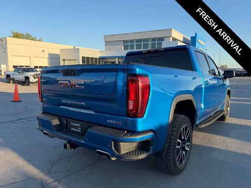 Used 2022 GMC Sierra 1500 AT4 w/ AT4 Premium Package AWD/4WD image 4