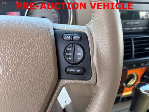 Used 2010 Ford Explorer Eddie Bauer image 19