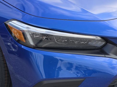 Used 2024 Honda Civic Sport image 8