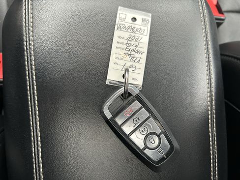 Used 2021 Ford Explorer ST w/ Equipment Group 401A image 35