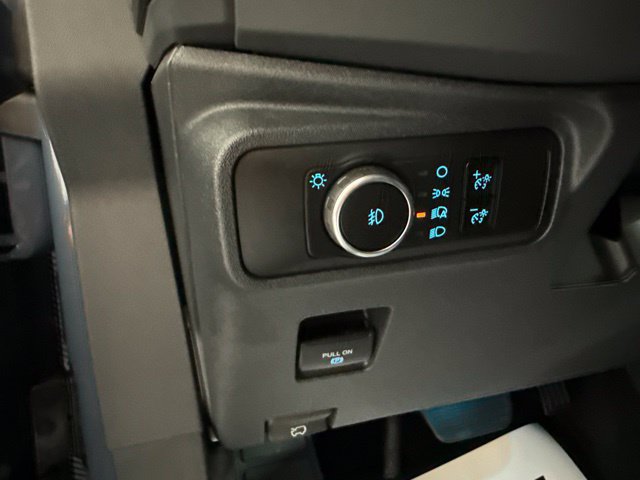 Used 2025 Ford Bronco Outer Banks AWD/4WD image 18
