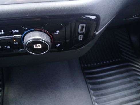 Used 2024 Chevrolet Silverado 1500 LT w/ Texas Edition Plus image 6