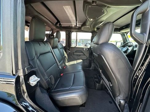 Used 2026 Jeep Wrangler Unlimited Sahara w/ Safety Group AWD/4WD image 30