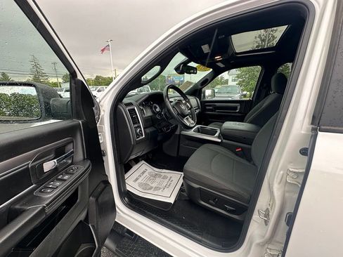 Used 2023 RAM 1500 Classic Warlock AWD/4WD image 9