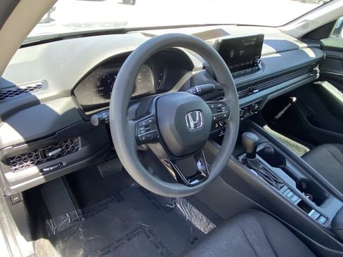Used 2023 Honda Accord EX image 21