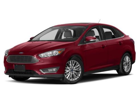 Used 2018 Ford Focus Titanium image 1