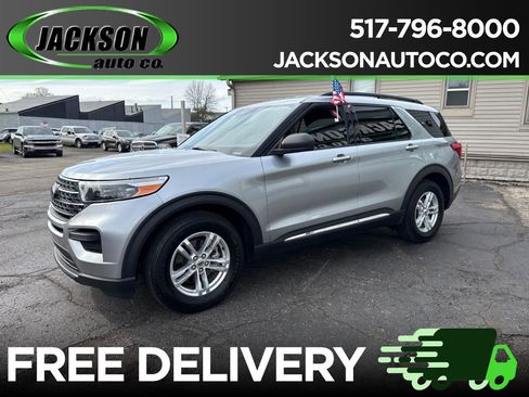 Used 2022 Ford Explorer XLT RWD image 1
