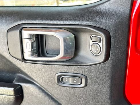 Used 2022 Jeep Wrangler Unlimited Sport AWD/4WD image 19