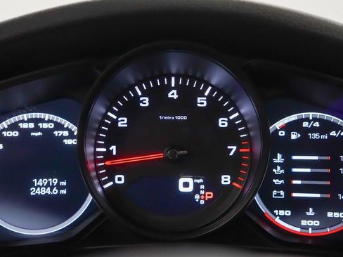 Used 2022 Porsche Panamera Platinum Edition image 25