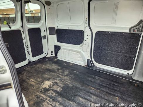 Used 2019 Nissan NV200 S w/ Back Door Glass Package FWD image 9