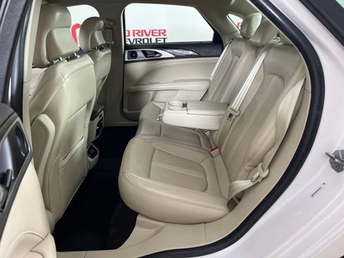 Used 2019 Lincoln MKZ Reserve image 25