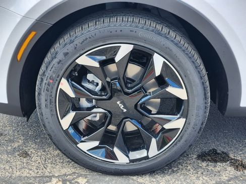 New 2026 Kia Sorento EX FWD image 9