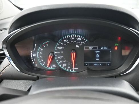 Used 2021 Chevrolet Trax LT w/ Sport Edition FWD image 13