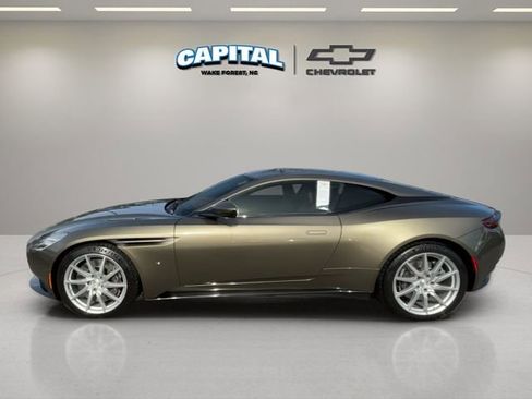 Used 2017 Aston Martin DB11 V12 image 2