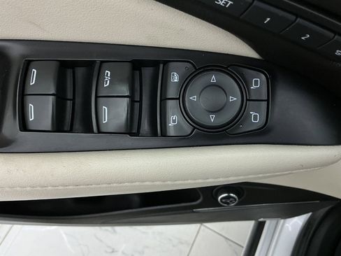 Used 2022 Buick Enclave Avenir w/ Trailering Package, 5000 lbs. AWD/4WD image 39