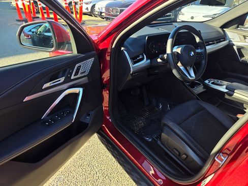 Used 2025 BMW X2 xDrive28i w/ Convenience Package image 19