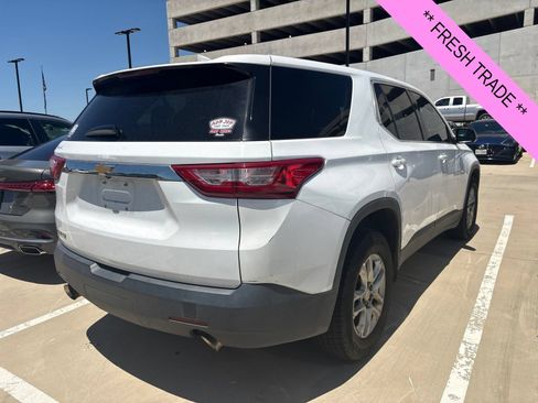 Used 2018 Chevrolet Traverse LS FWD image 5
