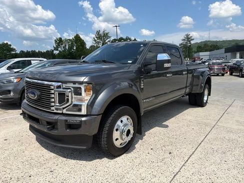 Used 2020 Ford F450 Platinum w/ FX4 Off-Road Package AWD/4WD image 11