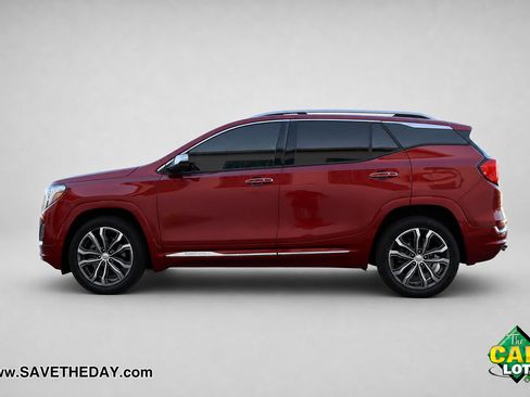 Used 2019 GMC Terrain Denali w/ Advanced Safety Package FWD image 5