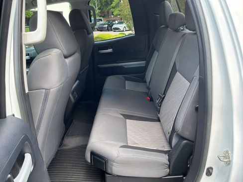 Used 2016 Toyota Tundra SR5 w/ SR5 Upgrade Package RWD image 30