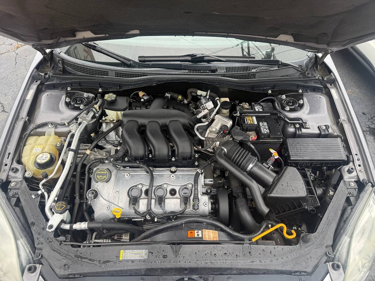 Used 2006 Ford Fusion SE FWD image 3
