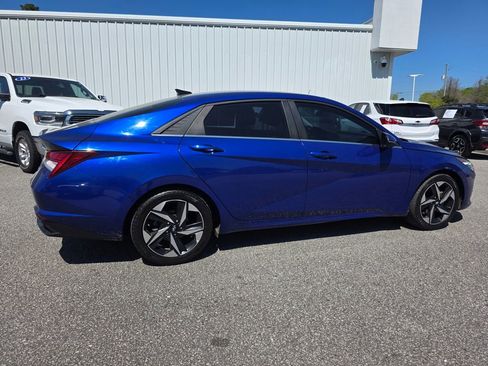 Used 2023 Hyundai Elantra Limited image 33