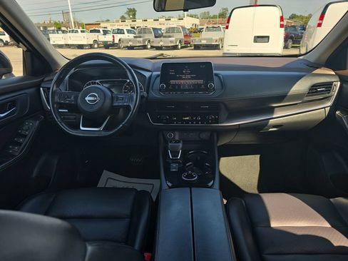 Used 2023 Nissan Rogue SV w/ SV Premium B Package AWD/4WD image 19