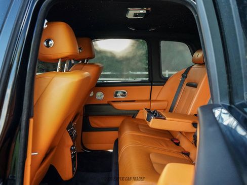 Used 2020 Rolls-Royce Cullinan AWD/4WD image 41