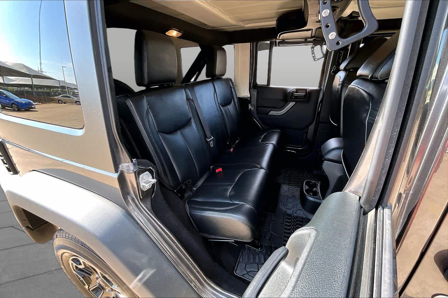Used 2017 Jeep Wrangler Unlimited Sport AWD/4WD image 18