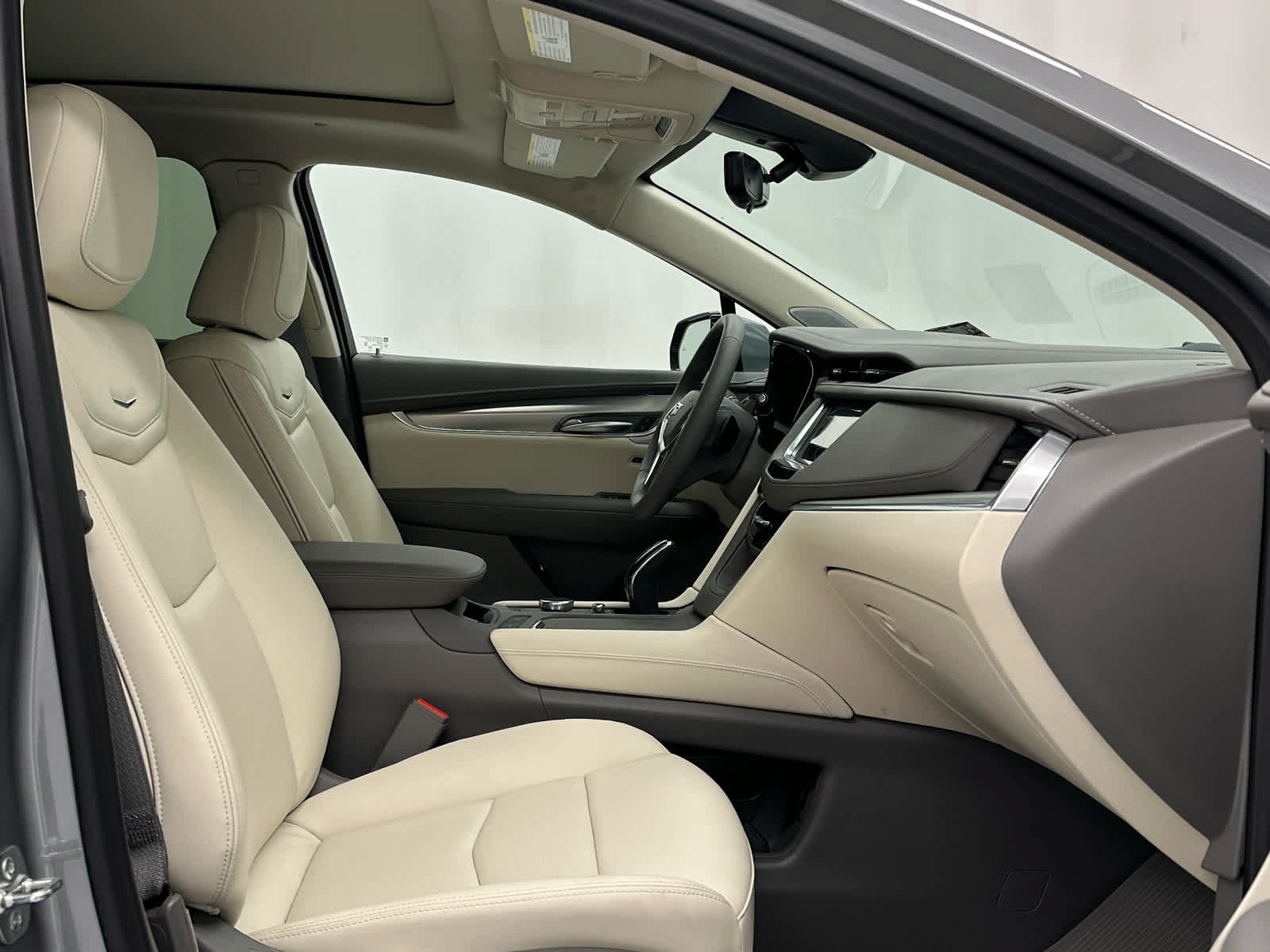 Used 2026 Cadillac XT5 Premium Luxury w/ Driver Assist Package AWD/4WD image 18