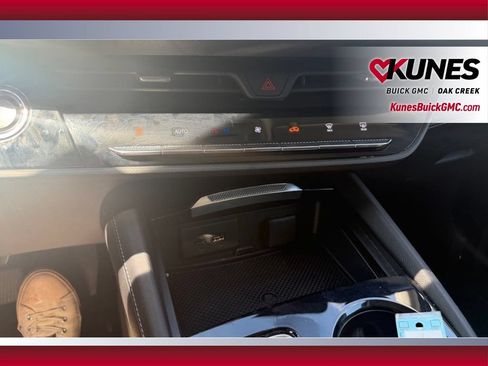 Used 2024 Buick Envision Preferred AWD/4WD image 19