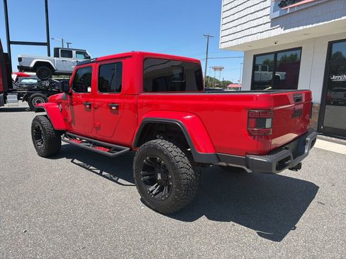 Used 2025 Jeep Gladiator Sport AWD/4WD image 6